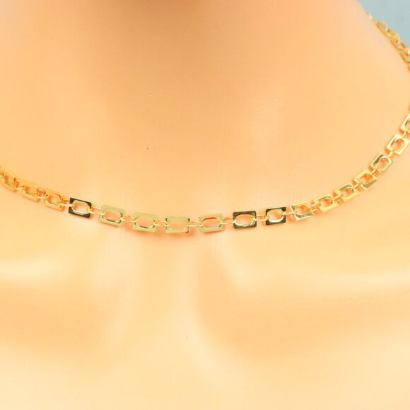 Delicate & Contemporary Necklace Chain, A Lovely Choice for Women, EVCH1540 - Picture 7 of 10